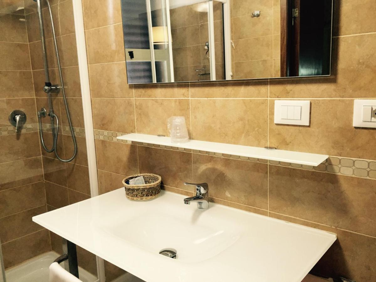 Hotel Biondi Montecatini Terme Room photo