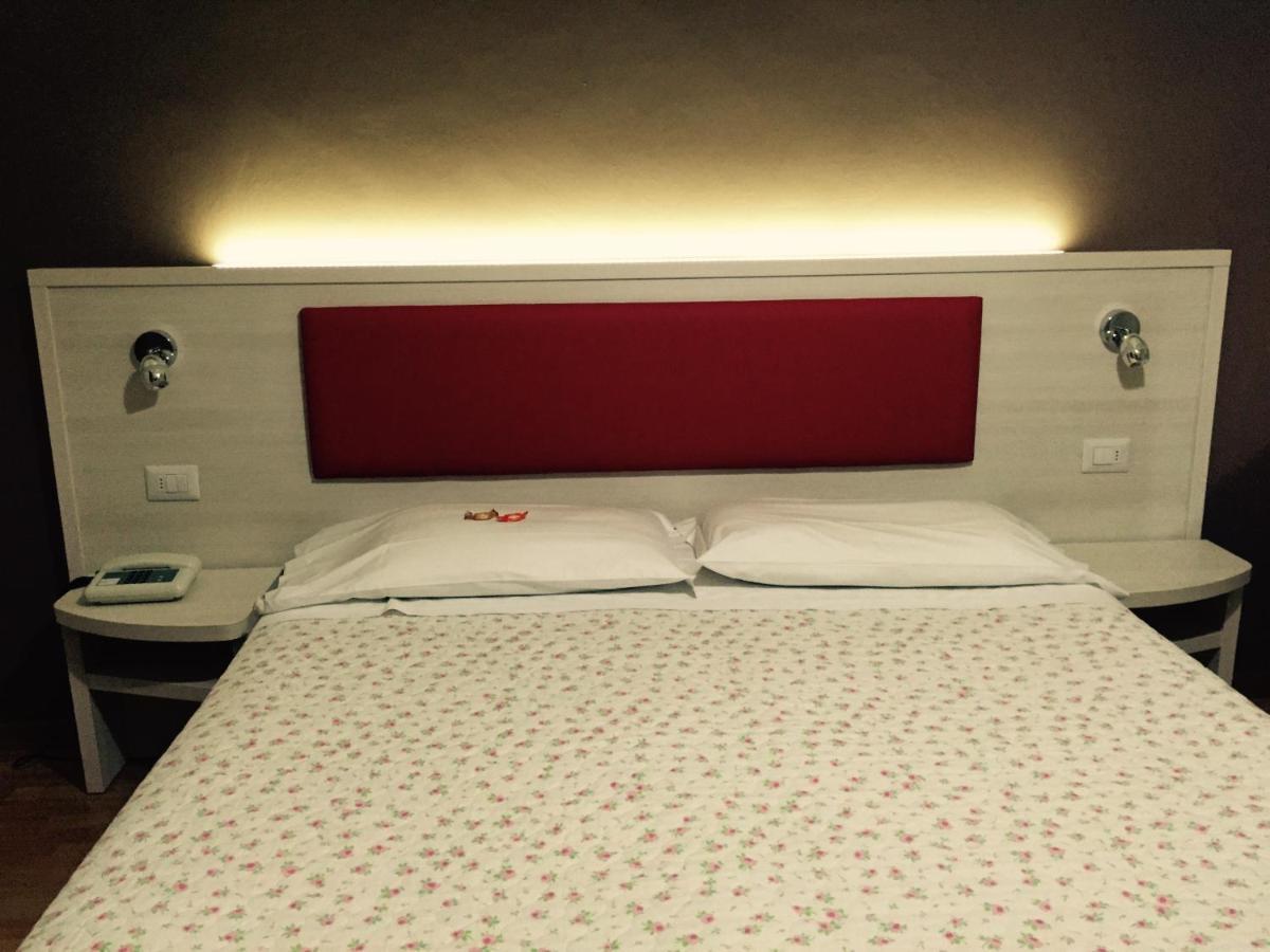 Hotel Biondi Montecatini Terme Room photo